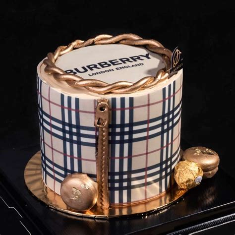 burberry themed cake|Burberry cake designs.